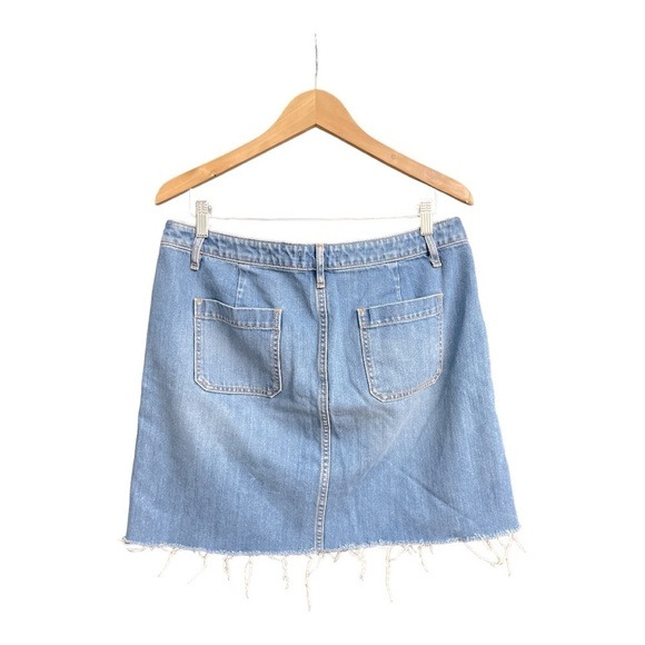 LOFT Jean Button
Up with front pockets Skirt 12 - Picture 2 of 9
